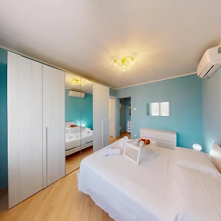 Apartment Pinko House Free Wifi By Bookinggardalake